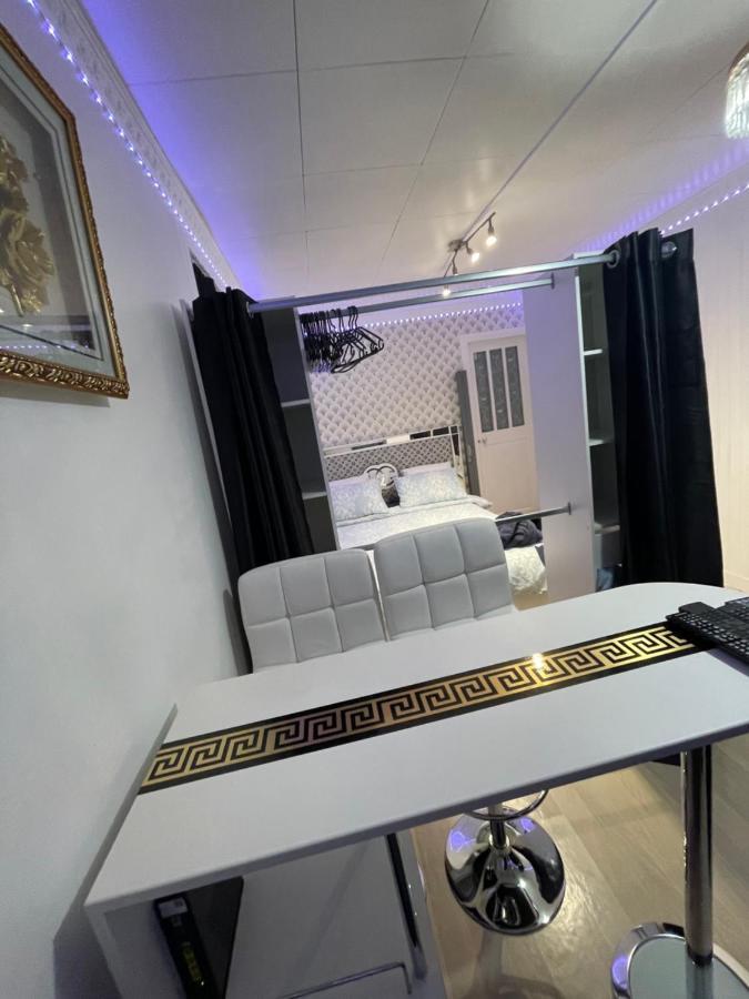 Jolie Petite Maison Avec Un Grand Jardin Montmagny Kültér fotó